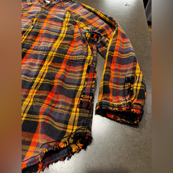 FREE PEOPLE We The Free Summer
Daydream Plaid Shirt in Grunge Combo Sz: S - Picture 9 of 15